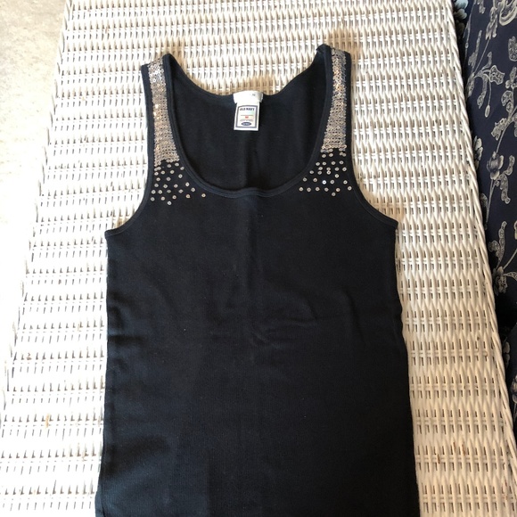 Old Navy tank - beautiful sequins - Picture 1 of 1